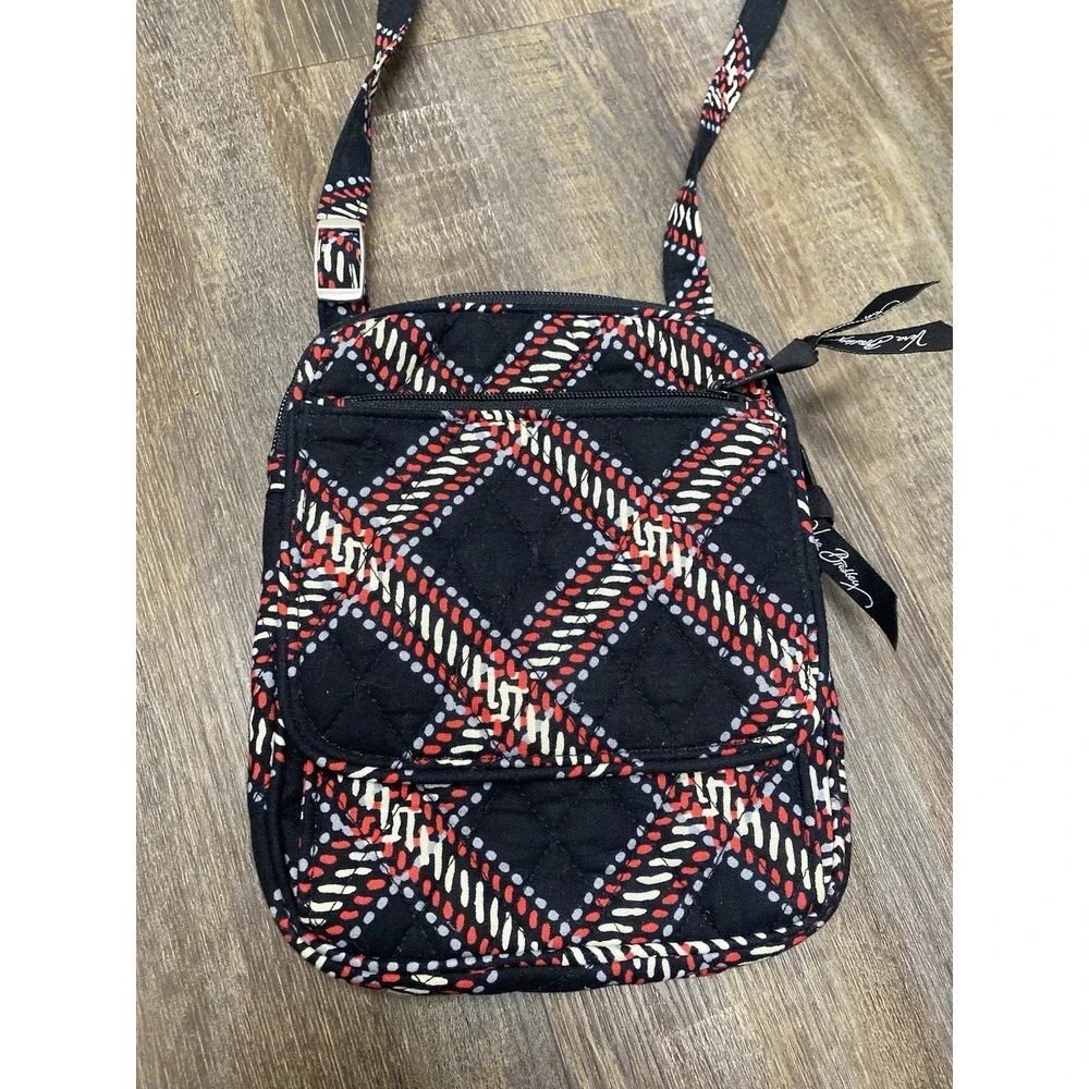 Vera Bradley Mini Hipster Crossbody Bag Black Red White‎ Batik Quilted Cotton